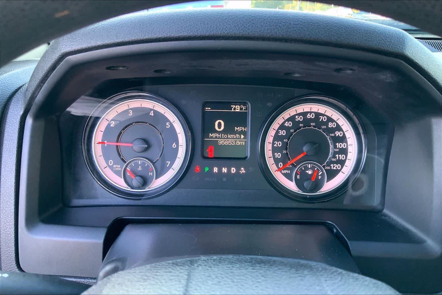 Used 2021 RAM 1500 Classic SLT RWD image 24