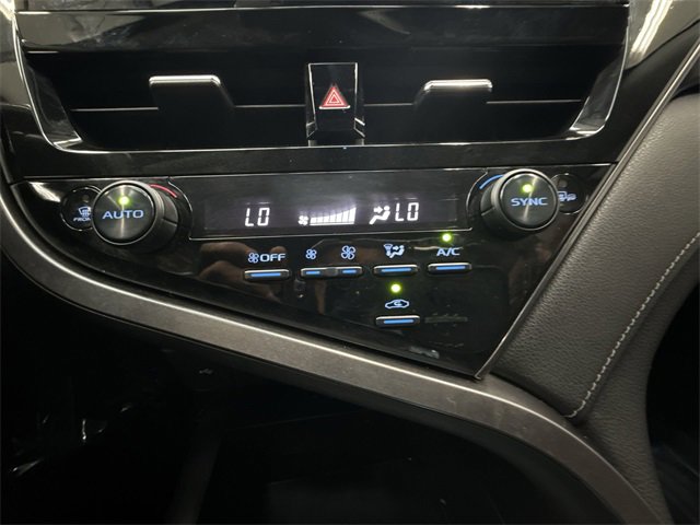 Used 2022 Toyota Camry XSE image 19