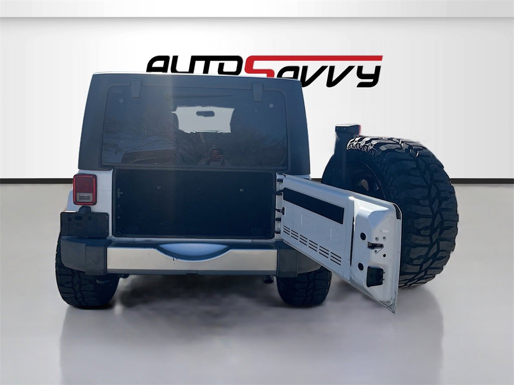 Used 2018 Jeep Wrangler Unlimited Sahara image 22