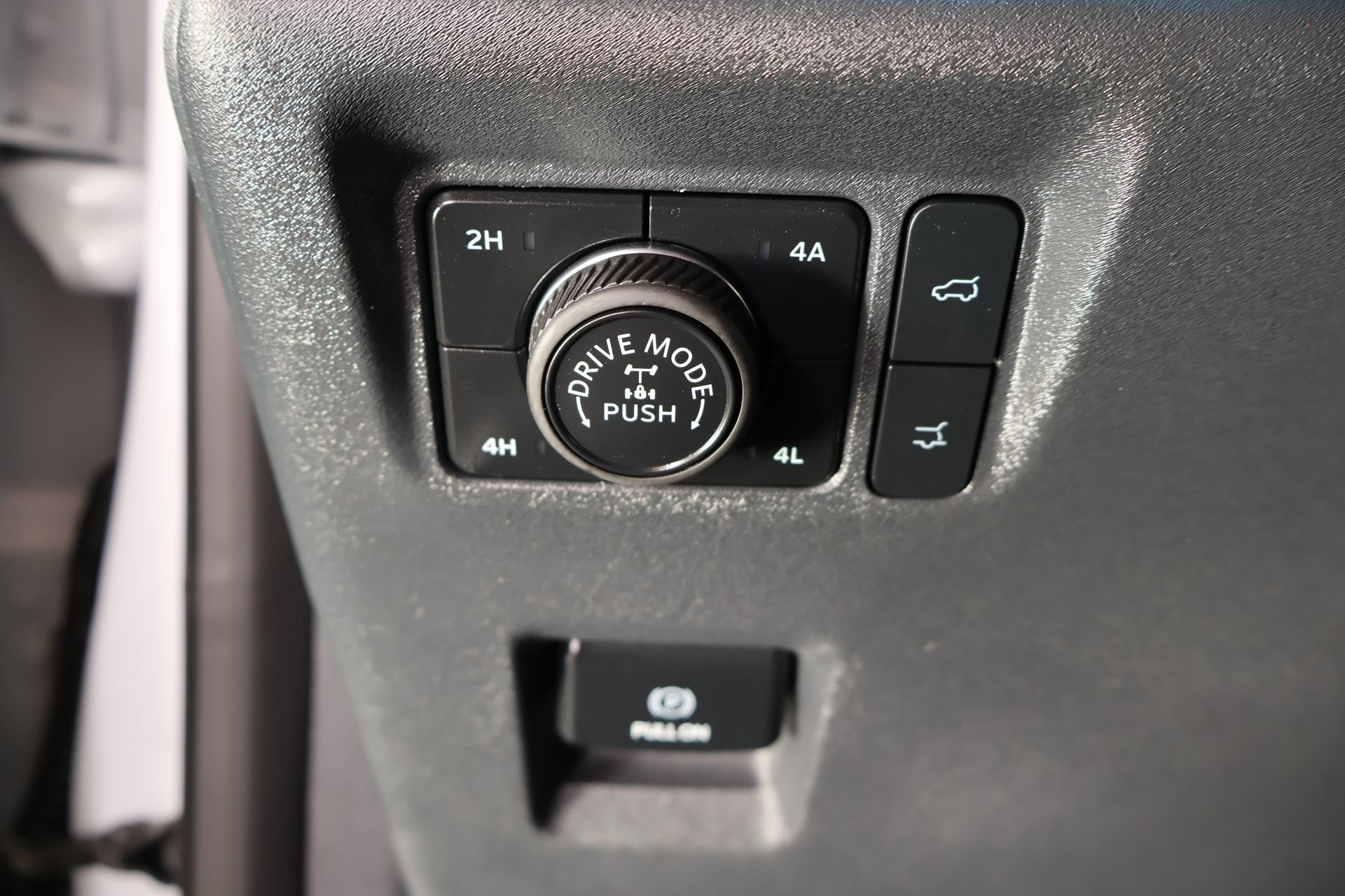 Used 2026 Ford Expedition Tremor AWD/4WD image 10