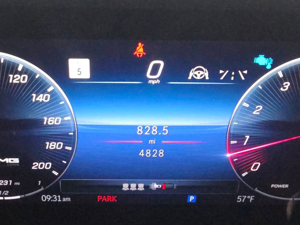 Used 2025 Mercedes-Benz G 63 AMG 4MATIC image 31