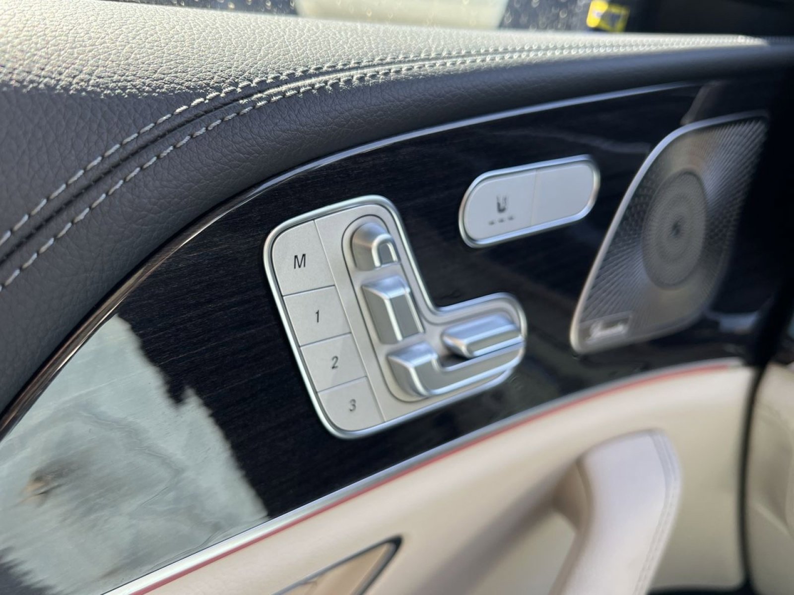 Used 2022 Mercedes-Benz GLE 350 4MATIC image 31