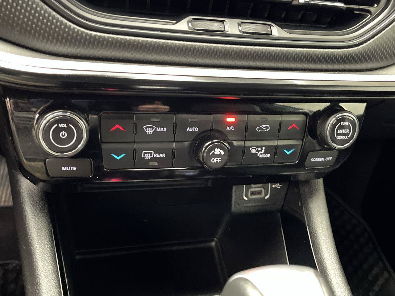 Used 2023 Jeep Compass Trailhawk AWD/4WD image 20