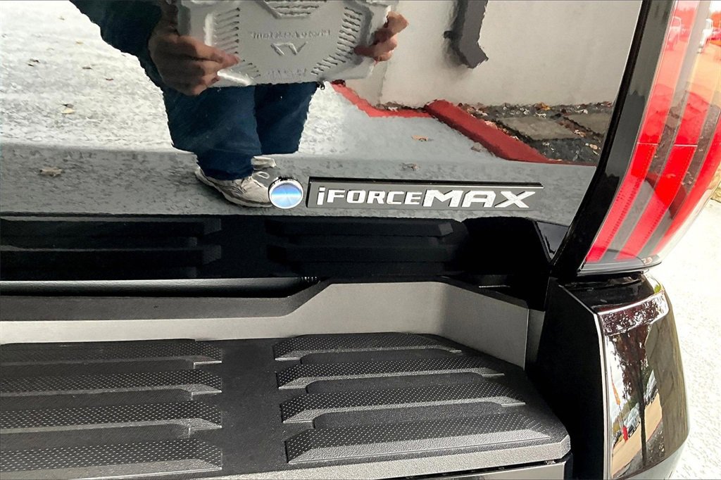 New 2026 Toyota Tundra Platinum image 6