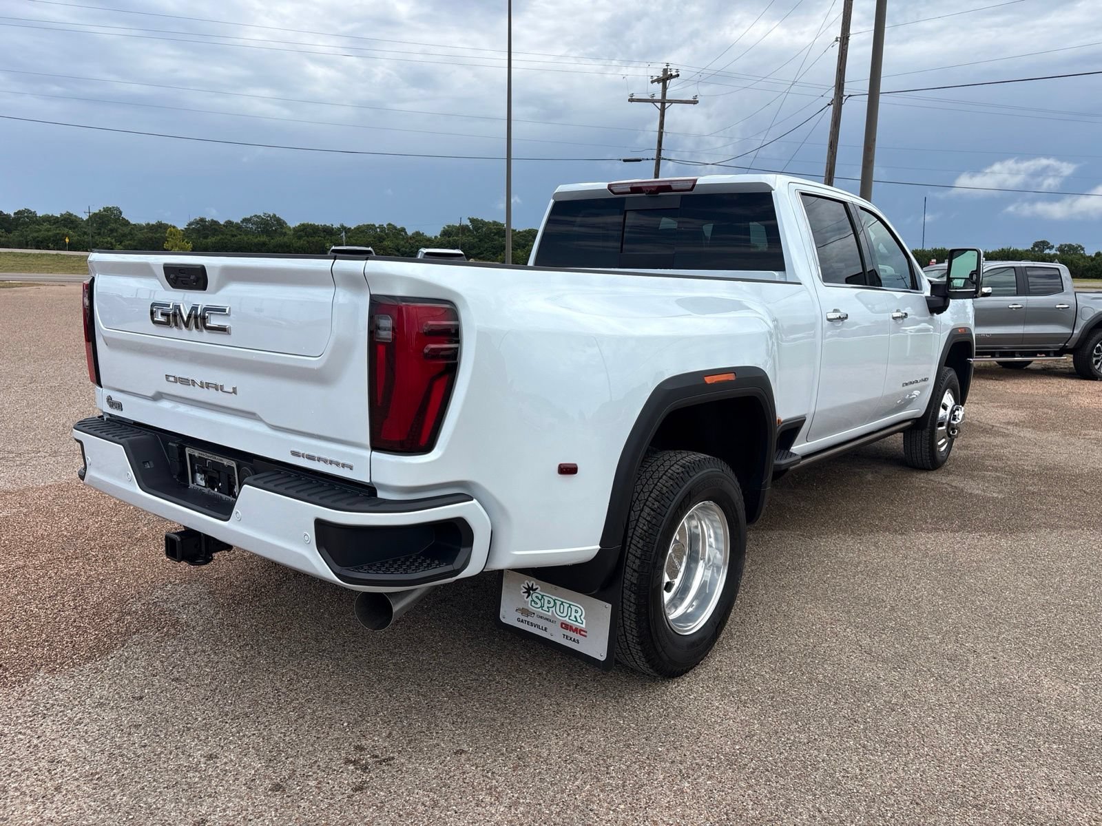 New 2026 GMC Sierra 3500 Denali Ultimate AWD/4WD image 6