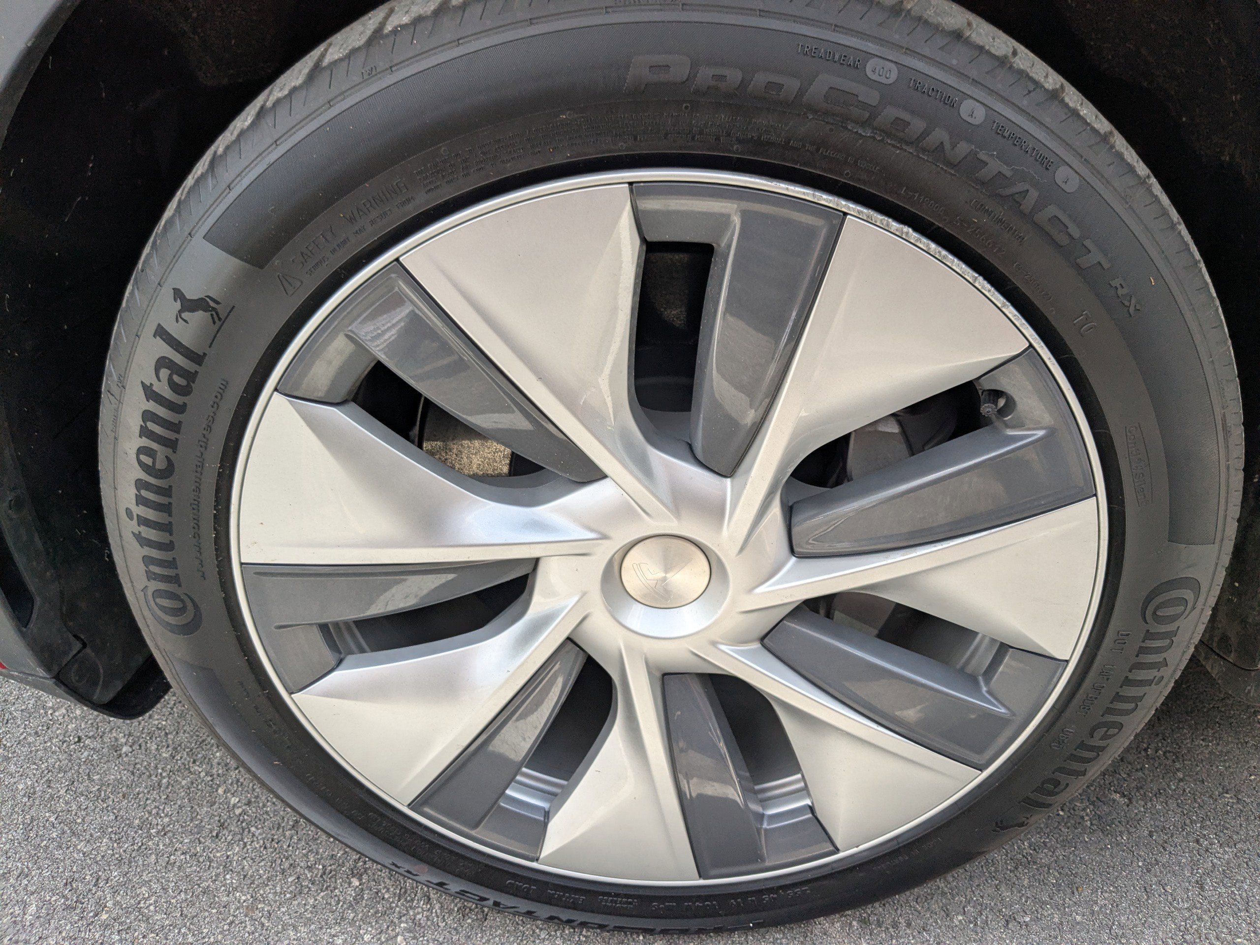 Used 2020 Tesla Model Y Long Range image 7