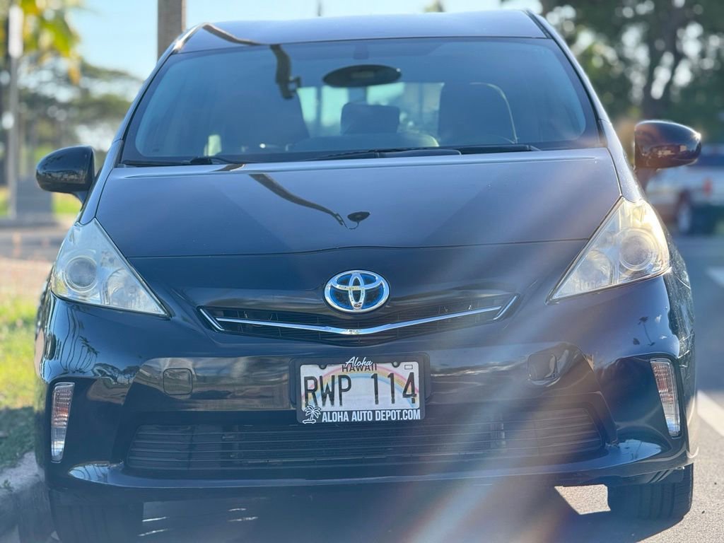 Used 2012 Toyota Prius V Two image 7