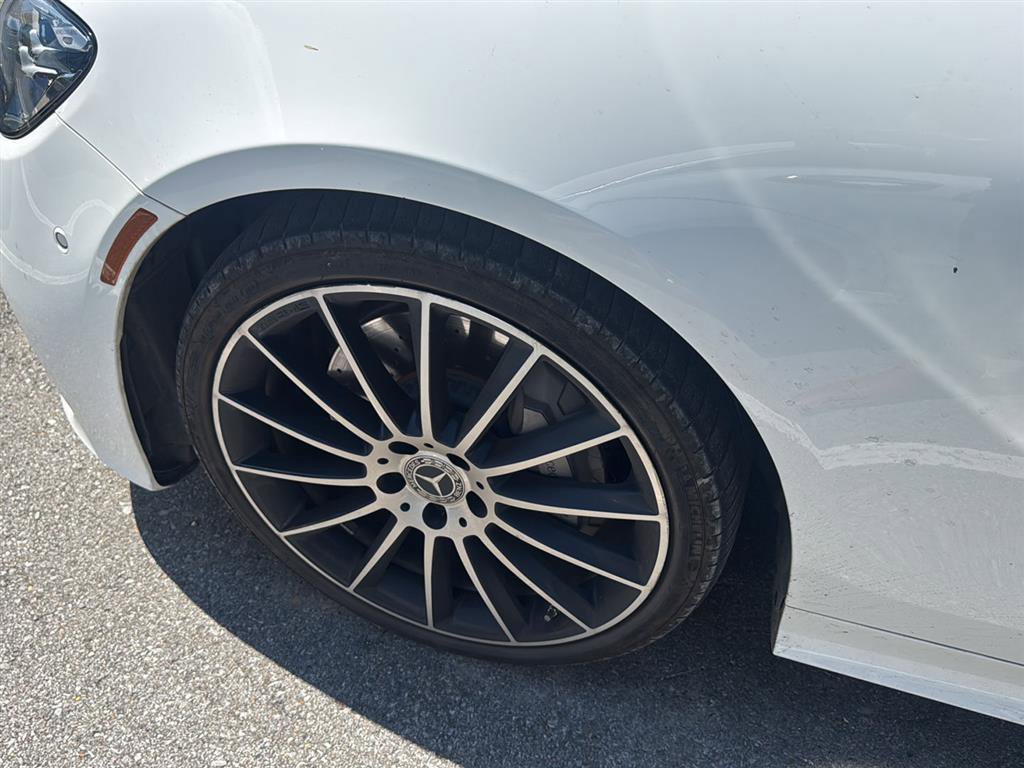 Used 2023 Mercedes-Benz E 450 4MATIC Cabriolet image 10