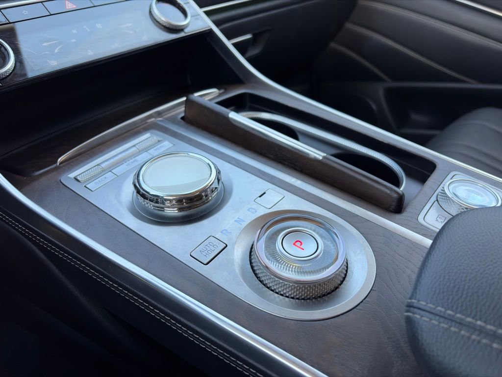 Used 2024 Genesis GV80 2.5T AWD/4WD image 21