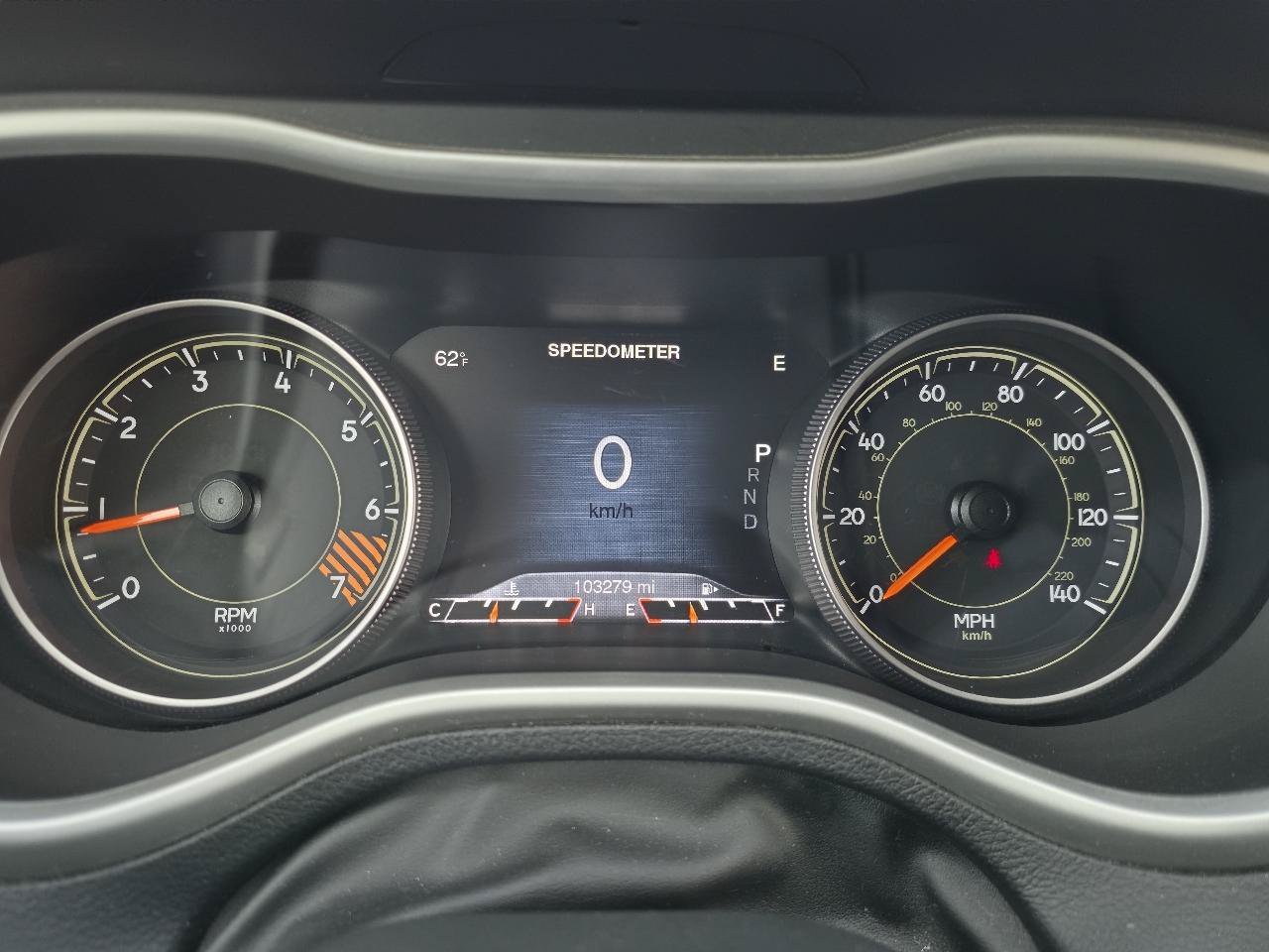 Used 2015 Jeep Cherokee Trailhawk w/ Cold Weather Group AWD/4WD image 24