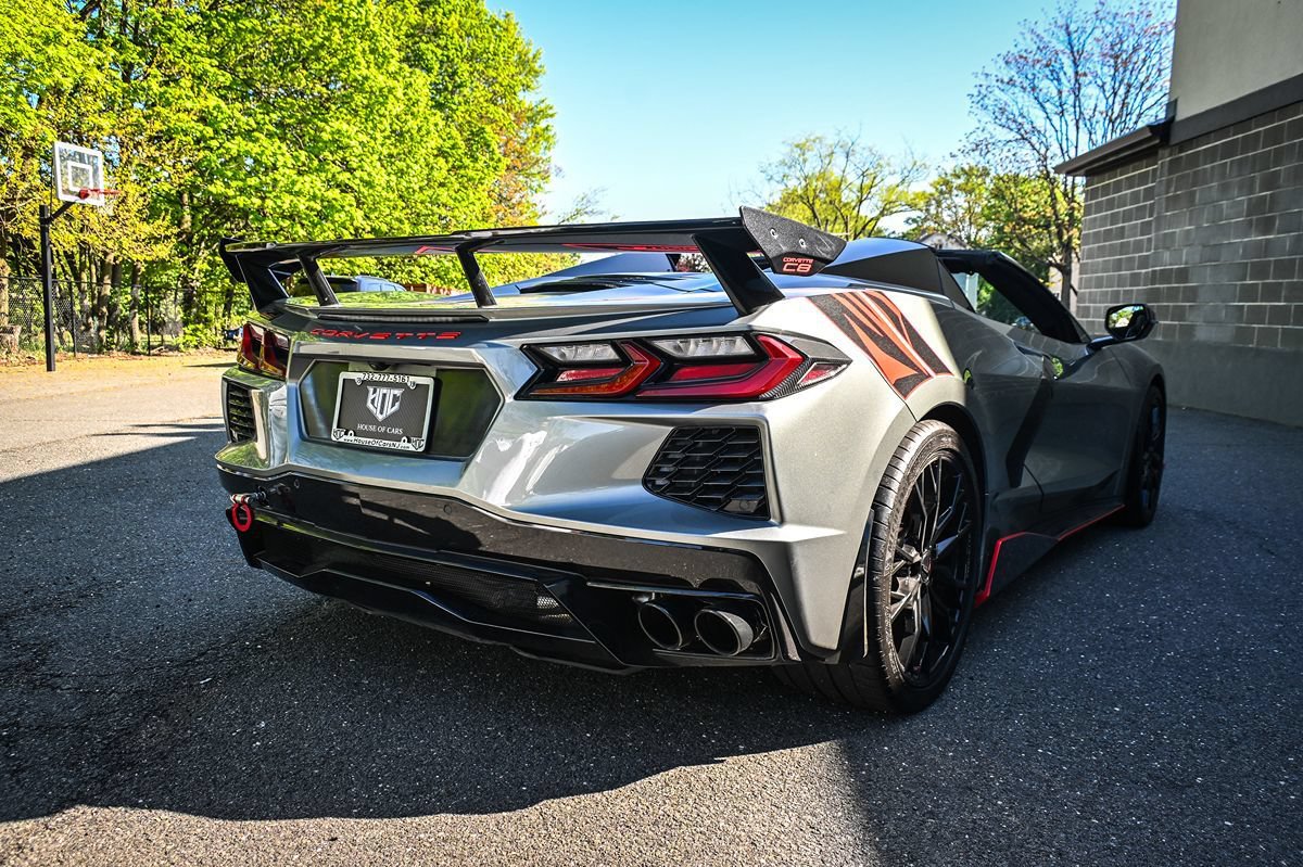 Used 2023 Chevrolet Corvette Stingray Premium Conv w/ Z51 Performance Package RWD image 5