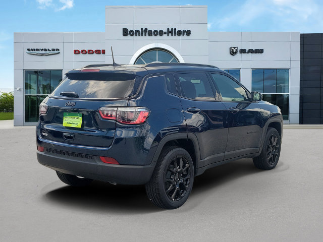 New 2026 Jeep Compass Latitude AWD/4WD image 4
