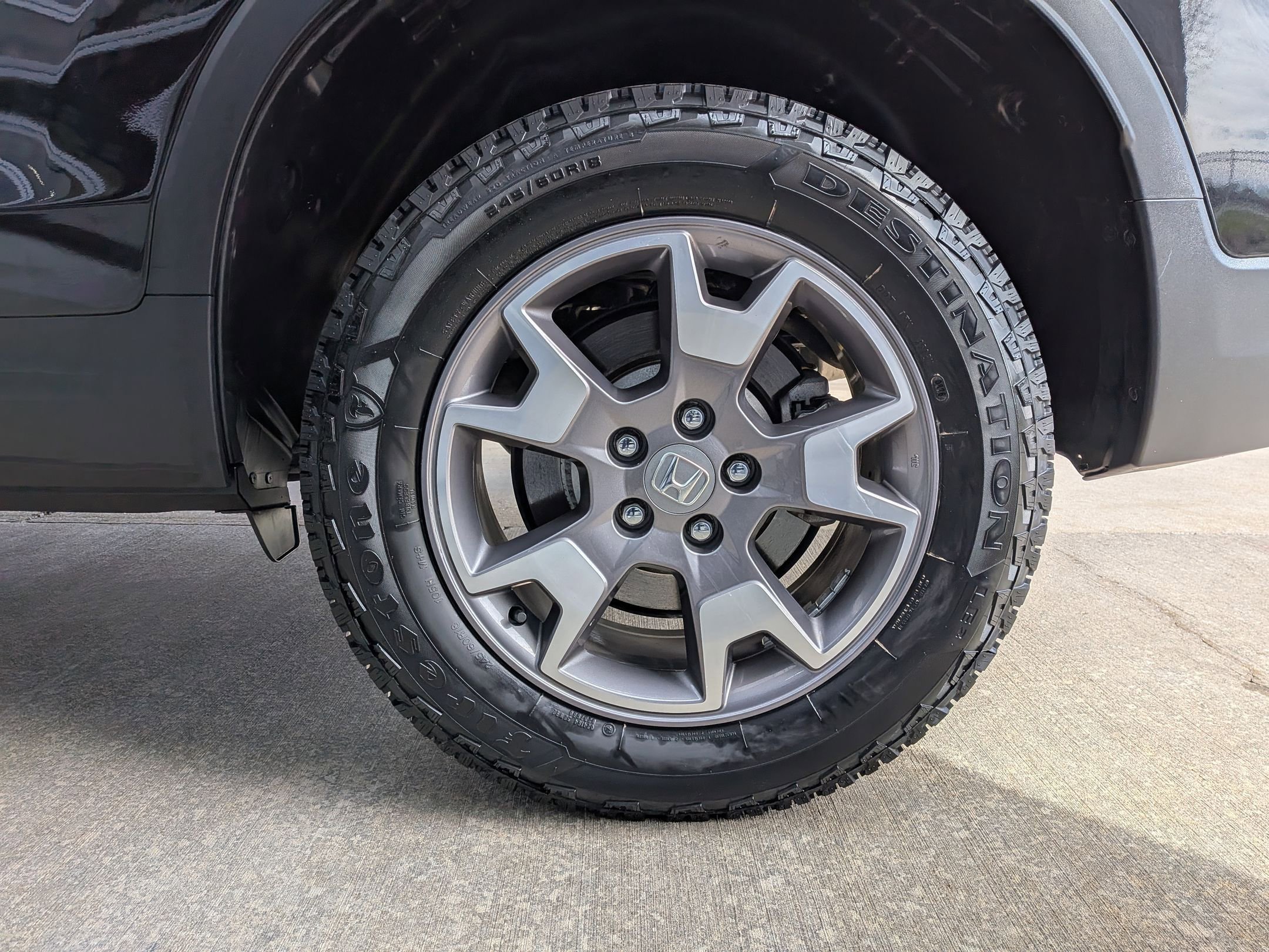 Certified 2023 Honda Passport TrailSport image 36