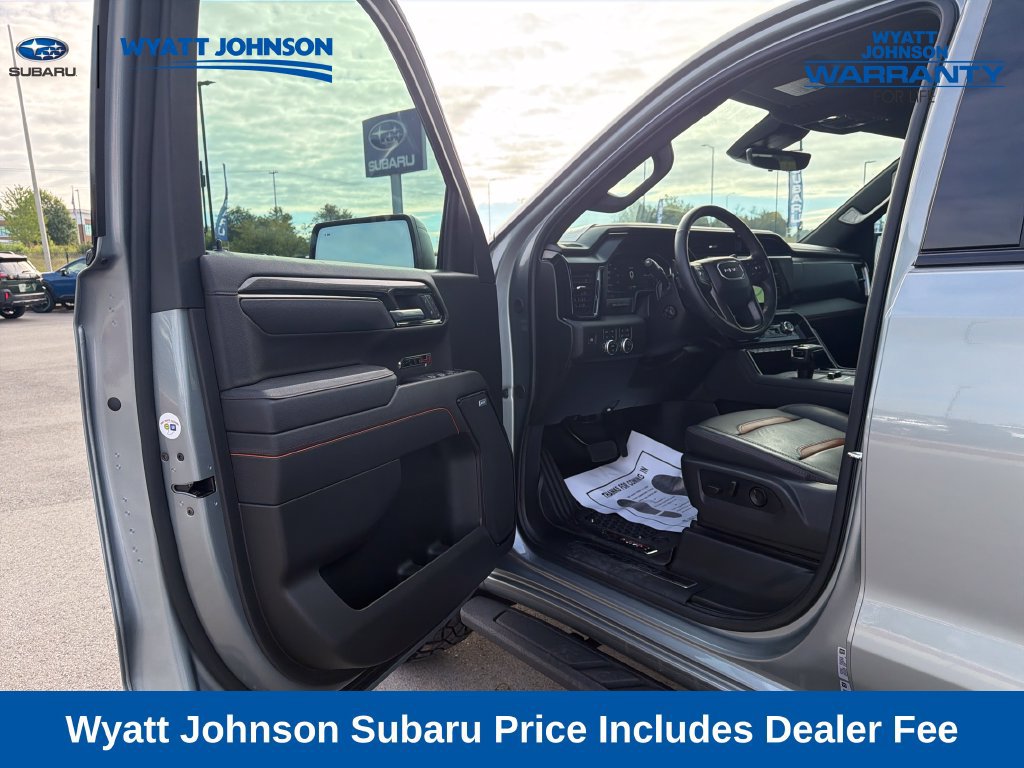 Used 2026 GMC Sierra 1500 AT4 w/ AT4 Premium Package AWD/4WD image 18
