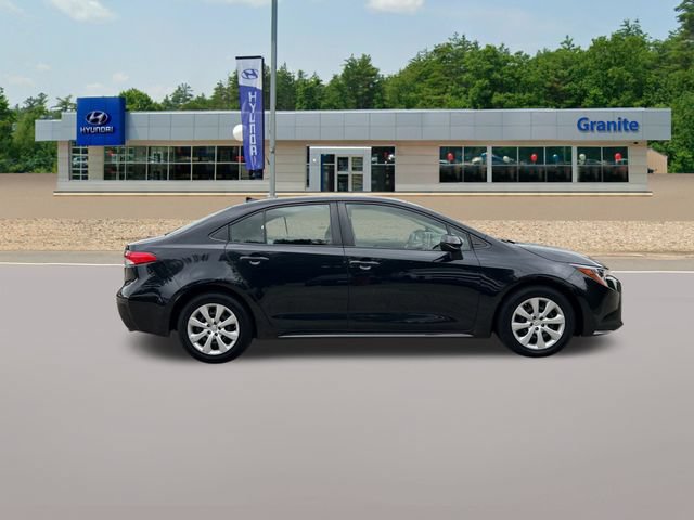 Used 2020 Toyota Corolla LE FWD image 7