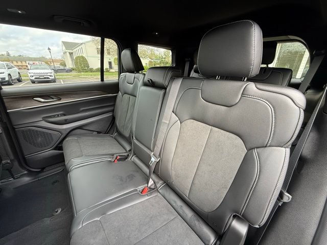 New 2026 Jeep Grand Cherokee L 4WD image 23