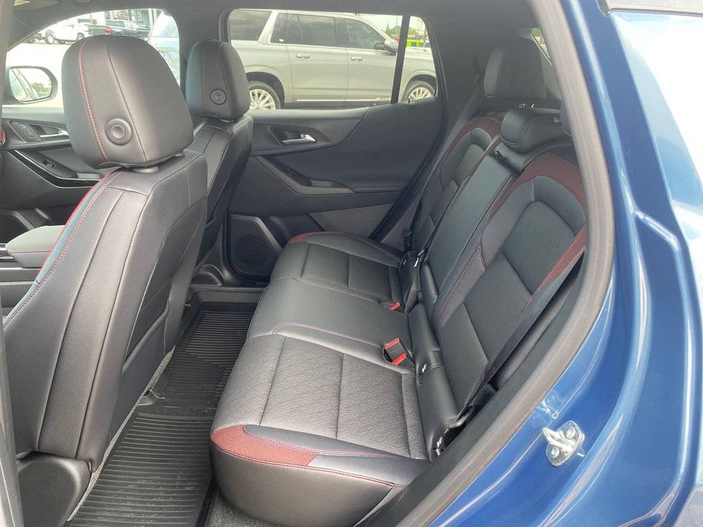 New 2026 Chevrolet Equinox RS w/ Convenience Package III FWD image 27
