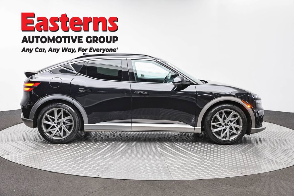 Used 2024 Genesis GV60 Advanced AWD/4WD image 4