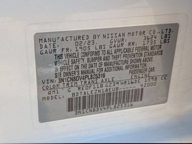 Used 2023 Nissan Versa S FWD image 27