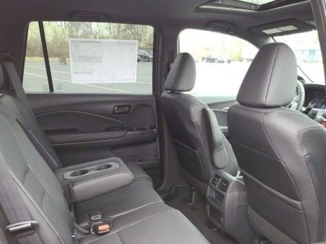 Used 2023 Honda Passport EX-L image 16
