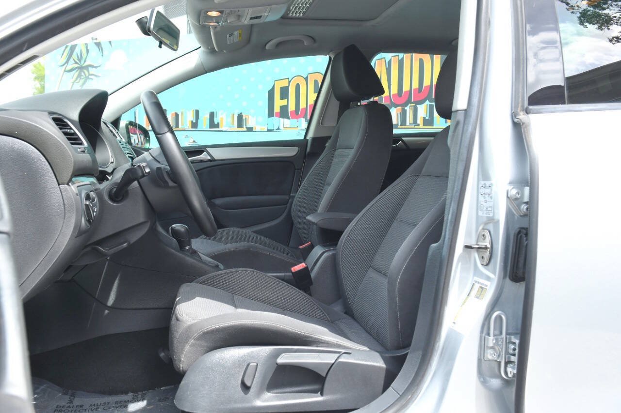 Used 2011 Volkswagen Golf TDI FWD image 22