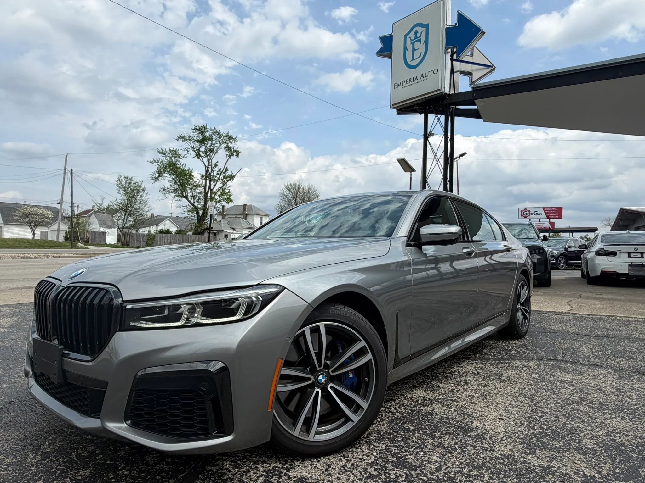 Used 2022 BMW 740i xDrive w/ M Sport Package