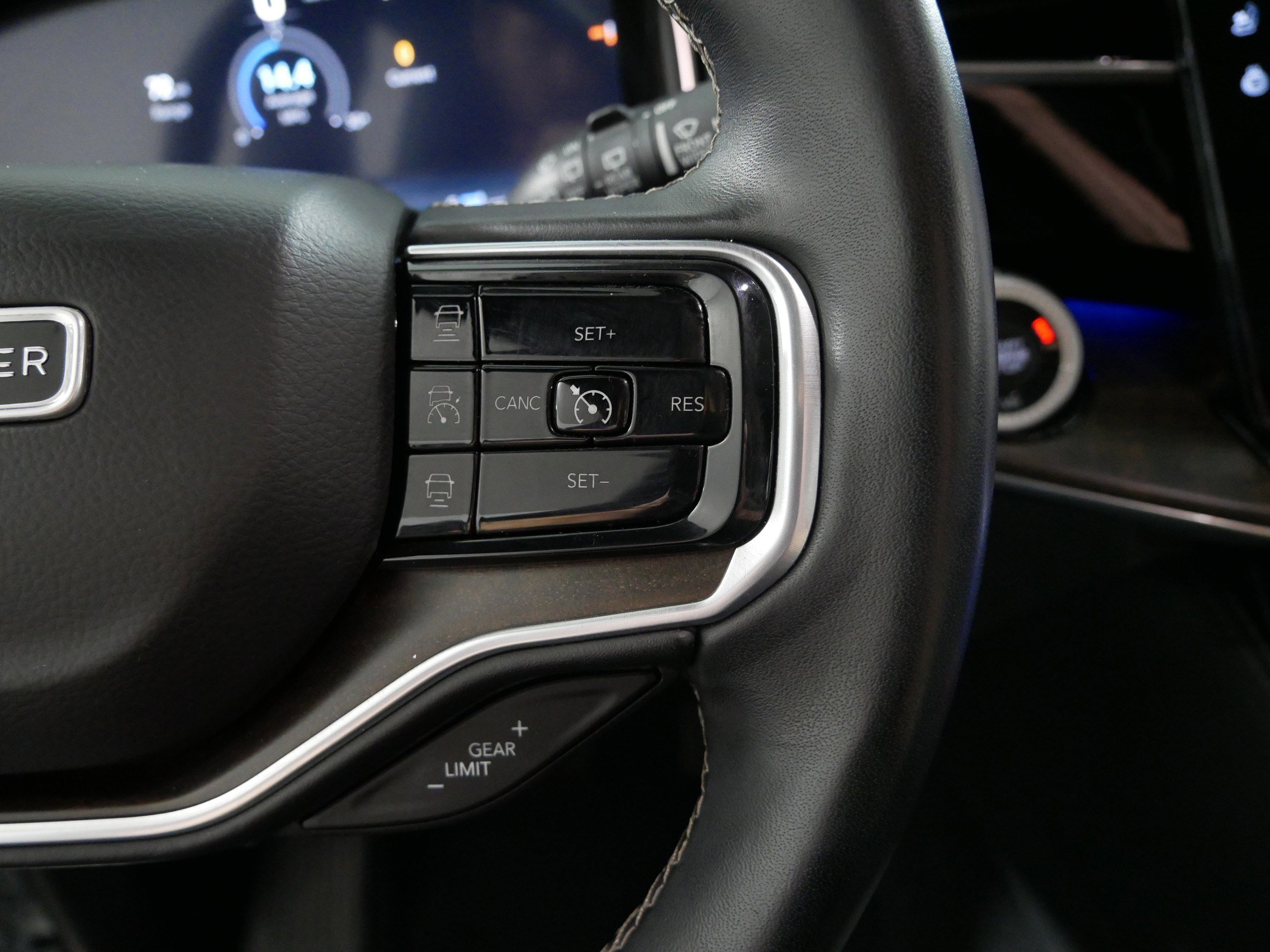 Used 2022 Jeep Grand Wagoneer Series I image 28