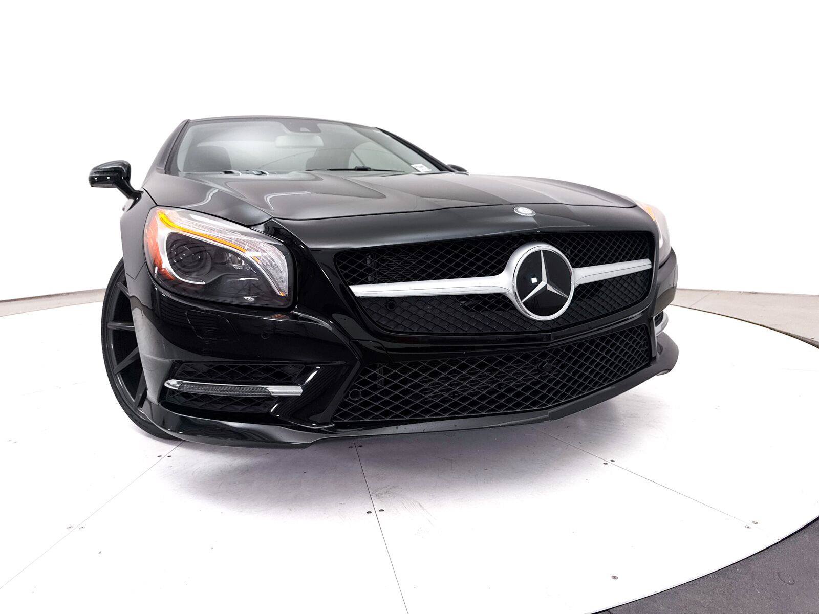 Used 2015 Mercedes-Benz SL 550 image 7