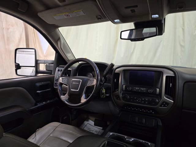Used 2015 GMC Sierra 2500 Denali w/ Duramax Plus Package AWD/4WD image 35