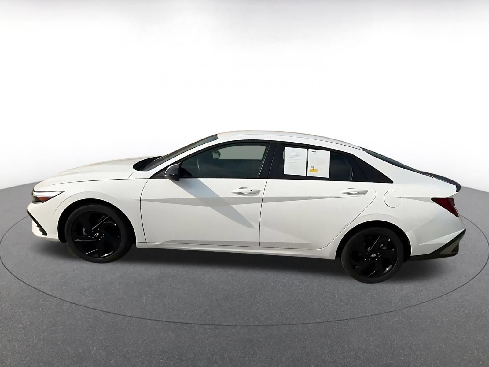 Used 2026 Hyundai Elantra Sport FWD image 9