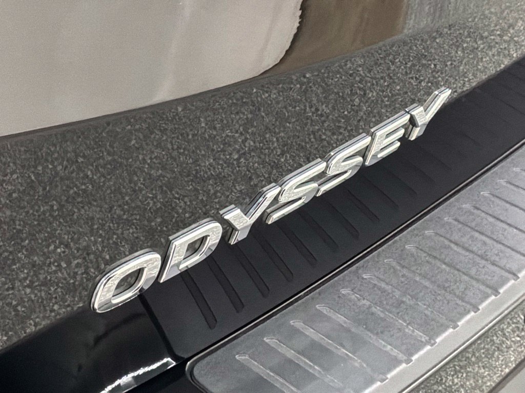 Certified 2026 Honda Odyssey Touring image 27