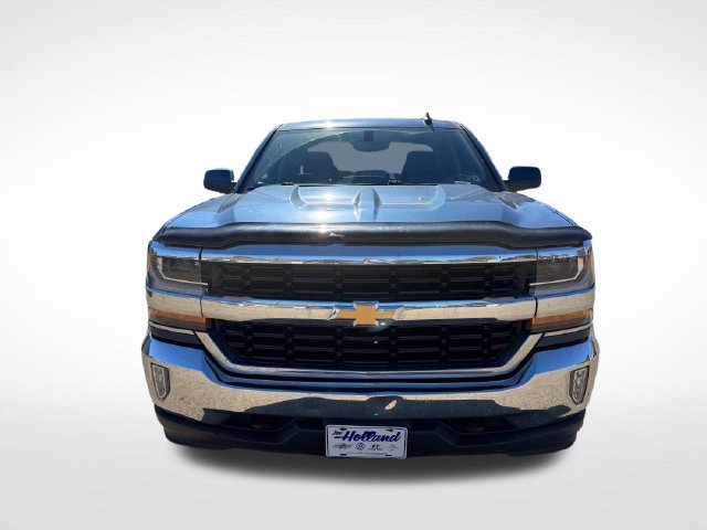 Used 2017 Chevrolet Silverado 1500 LT w/ All Star Edition AWD/4WD image 2