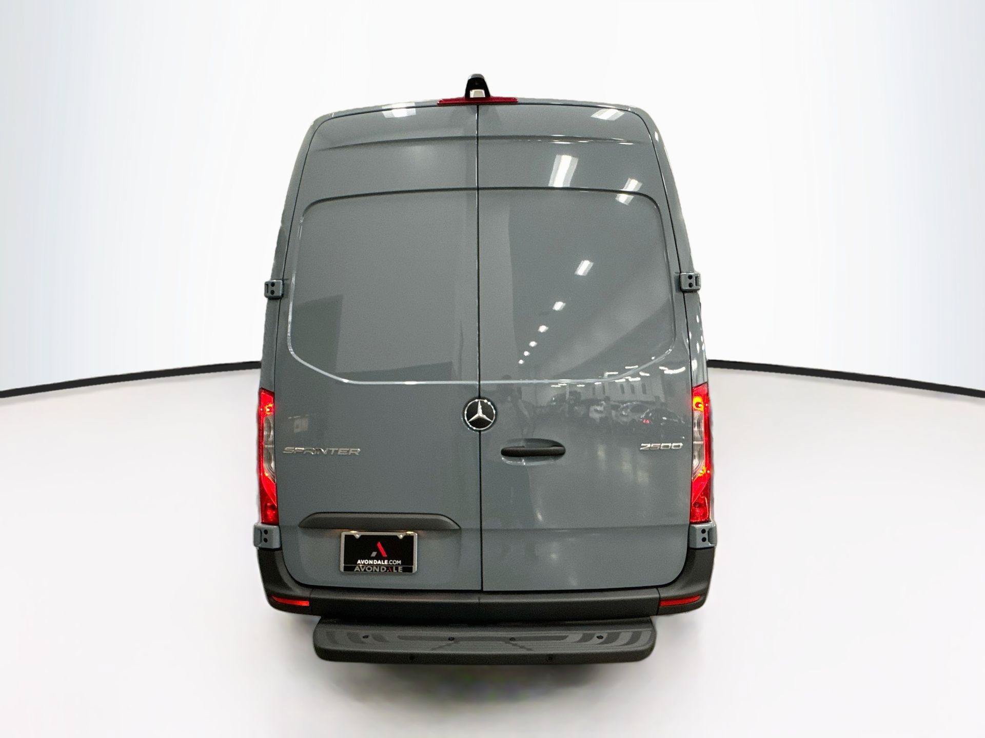 Used 2026 Mercedes-Benz Sprinter 2500 image 4