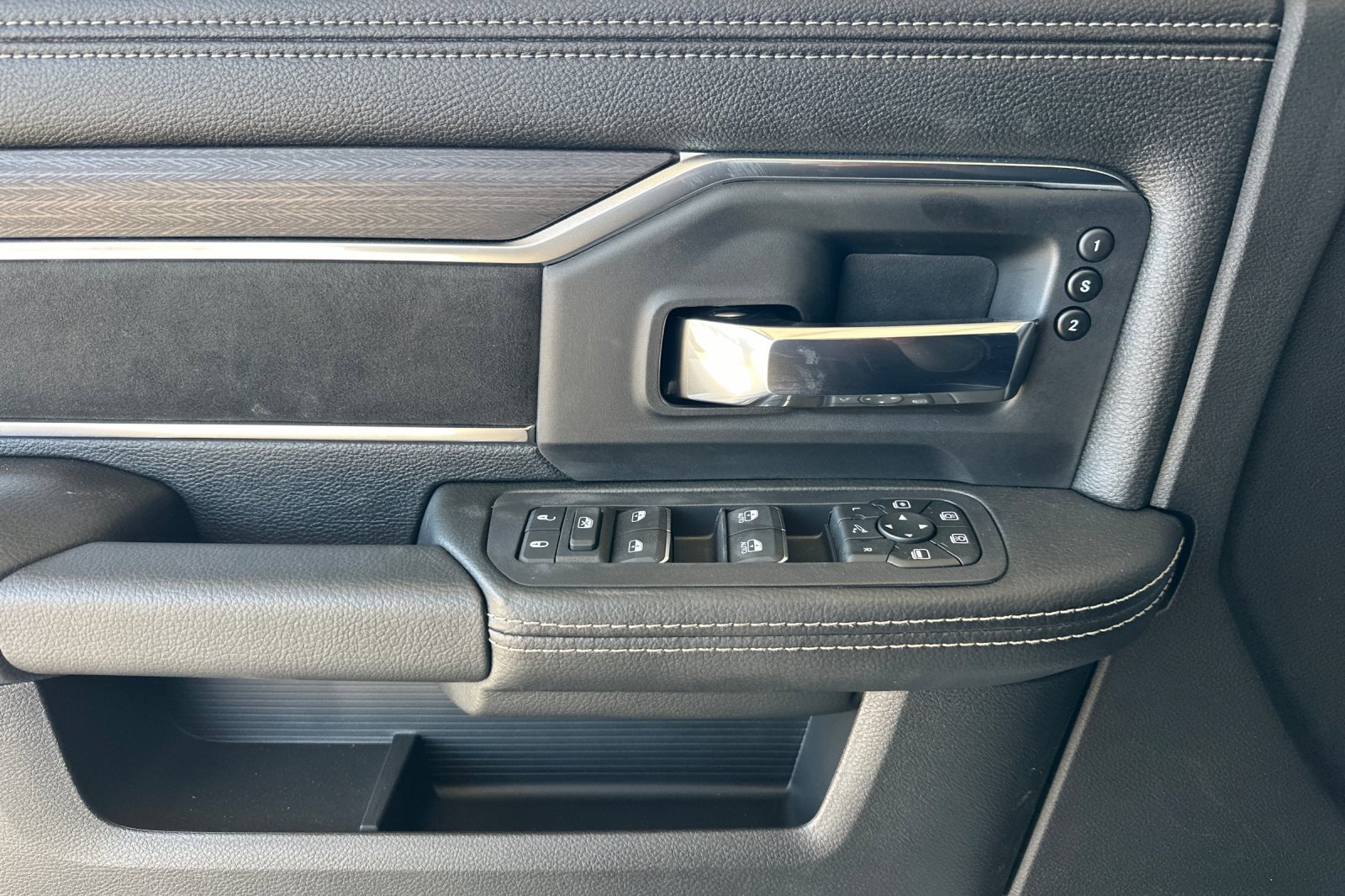 New 2026 RAM 2500 Laramie image 10