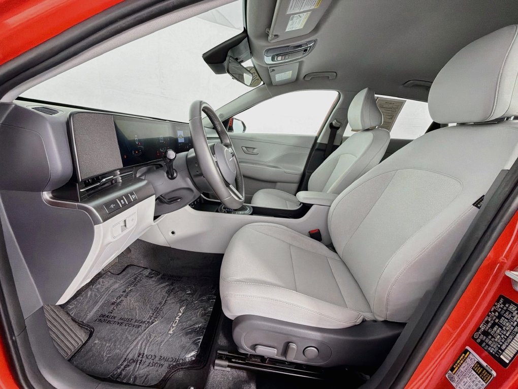 Used 2024 Hyundai Kona SEL FWD image 12