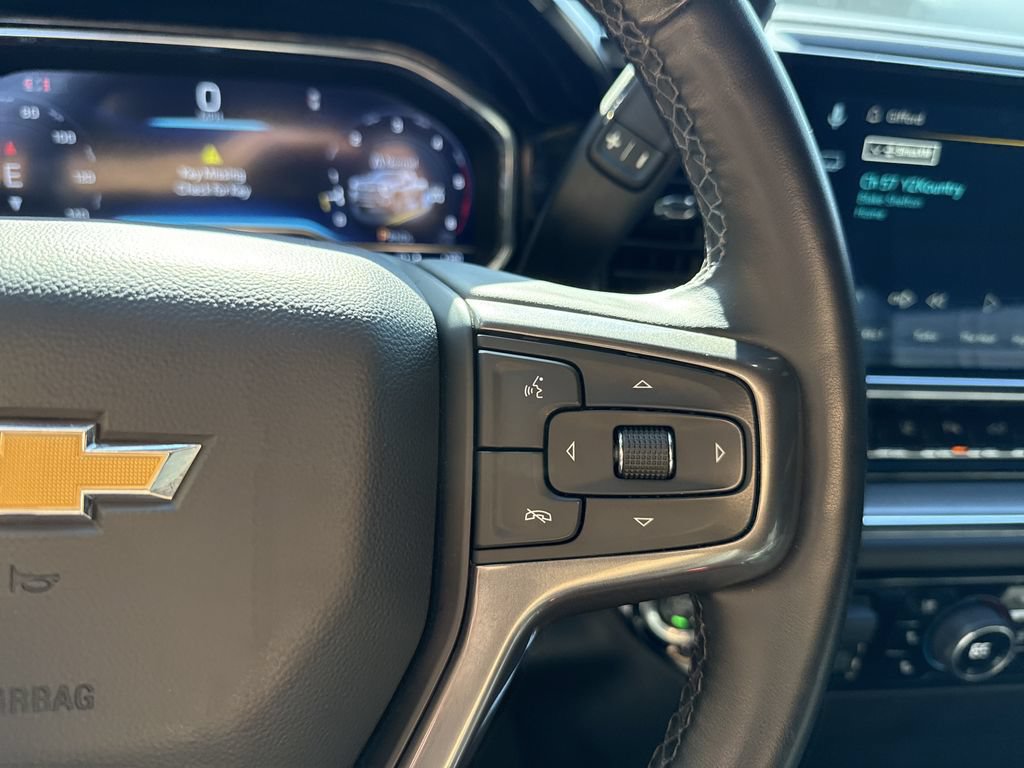 Used 2024 Chevrolet Silverado 2500 High Country w/ High Country Premium Package AWD/4WD image 24