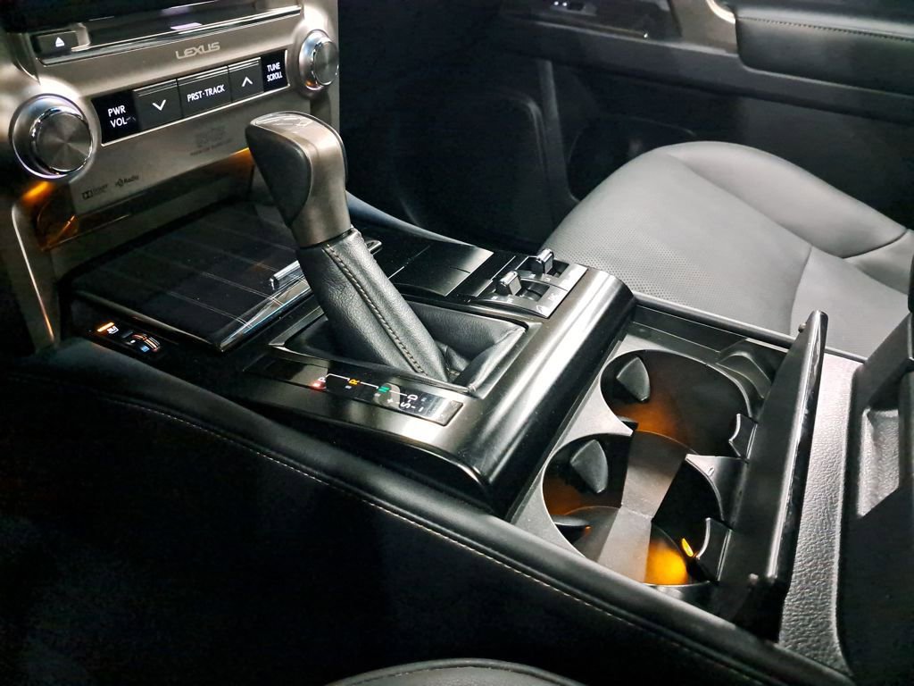 Used 2021 Lexus GX 460 Premium w/ Accessory Package image 27