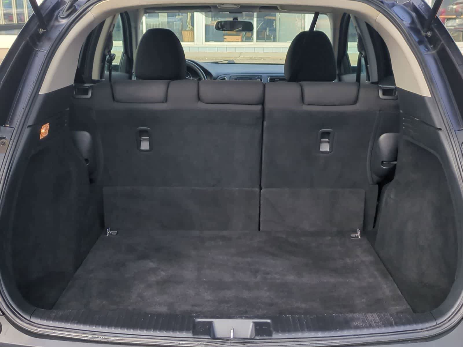 Used 2016 Honda HR-V EX image 33