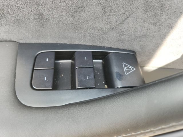 Used 2026 Tesla Model Y Long Range AWD/4WD image 28