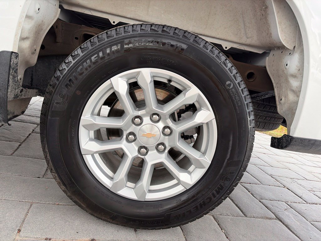 Used 2025 Chevrolet Silverado 1500 LT RWD image 19