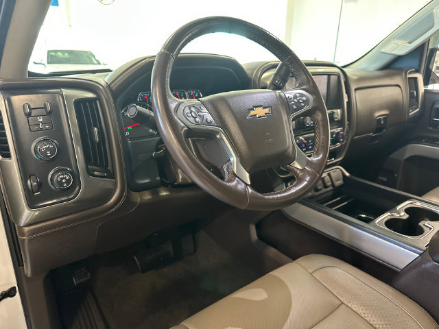 Used 2018 Chevrolet Silverado 1500 LTZ Z71 w/ LTZ Plus Package AWD/4WD image 12