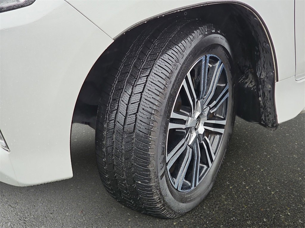 Used 2019 Lexus LX 570 4WD image 35