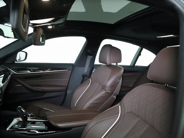 Used 2023 BMW 540i xDrive AWD/4WD image 20