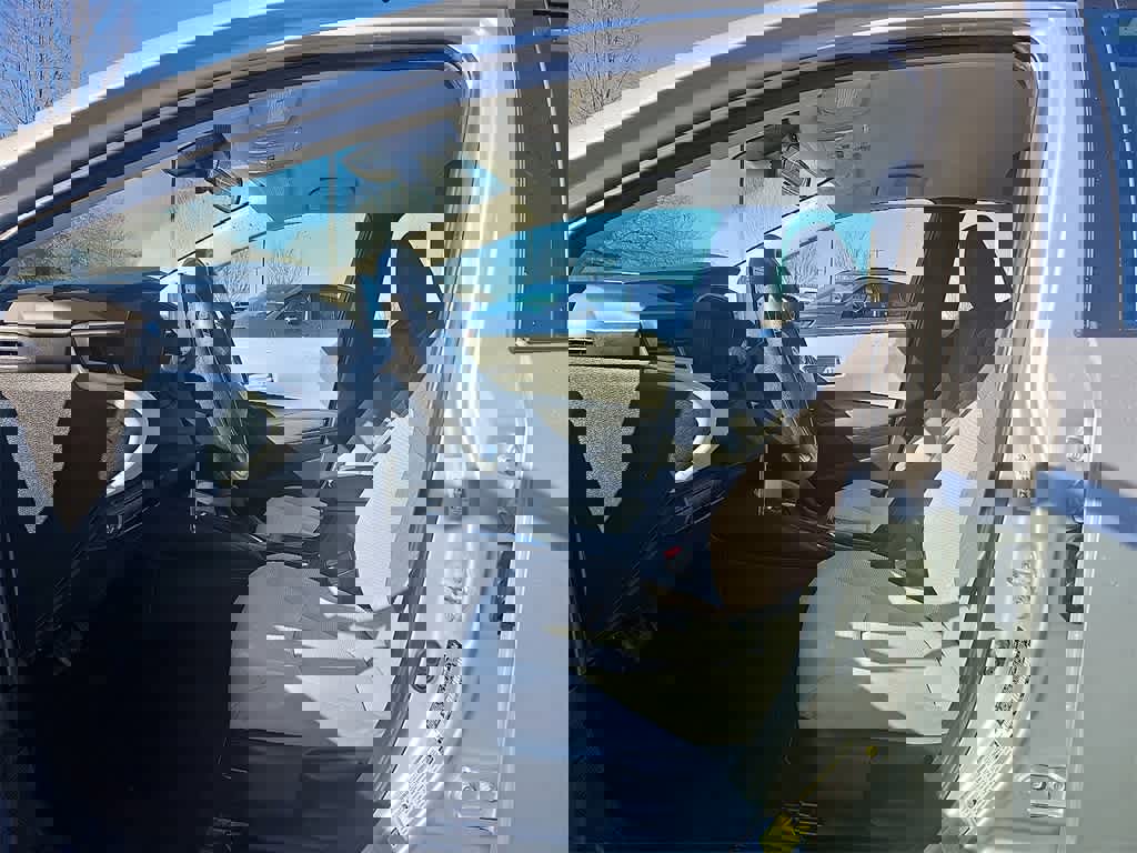 Used 2022 Toyota Corolla LE image 12