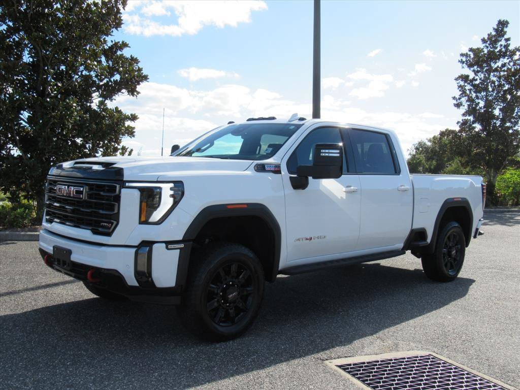 Used 2024 GMC Sierra 2500 AT4 w/ AT4 Premium Plus Package image 3