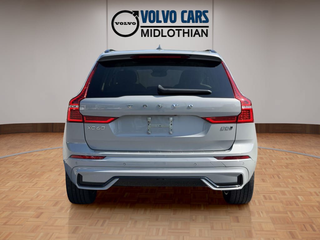 Used 2024 Volvo XC60 B5 Plus w/ Protection Package Premier AWD/4WD image 20