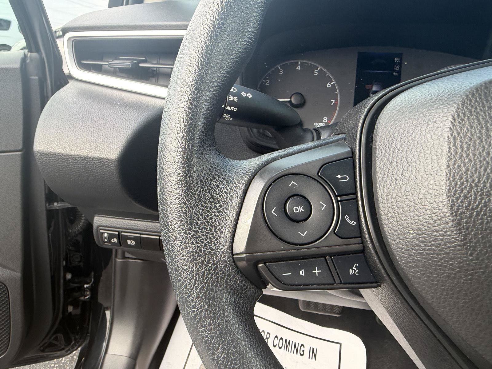 Used 2023 Toyota Corolla LE FWD image 21