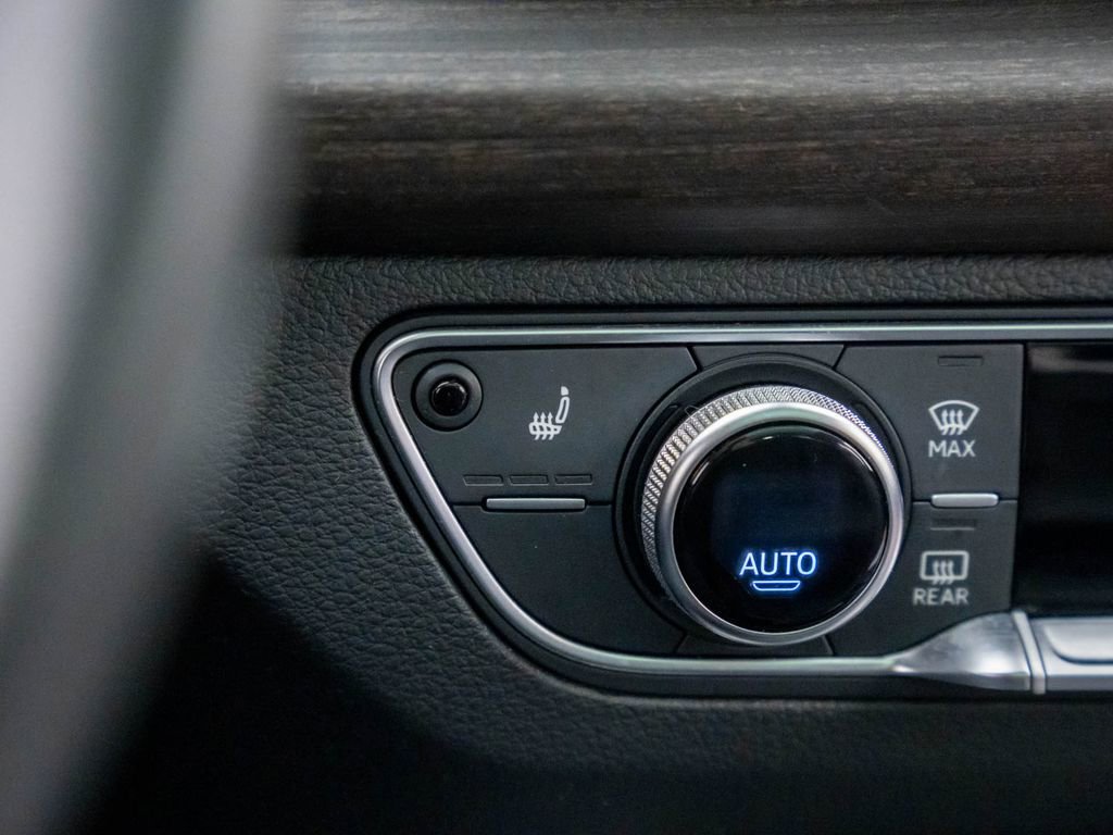 Used 2023 Audi Q5 2.0T Premium w/ Convenience Package image 27