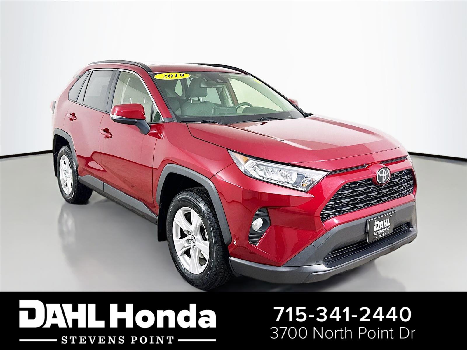 Used 2019 Toyota RAV4 XLE image 1