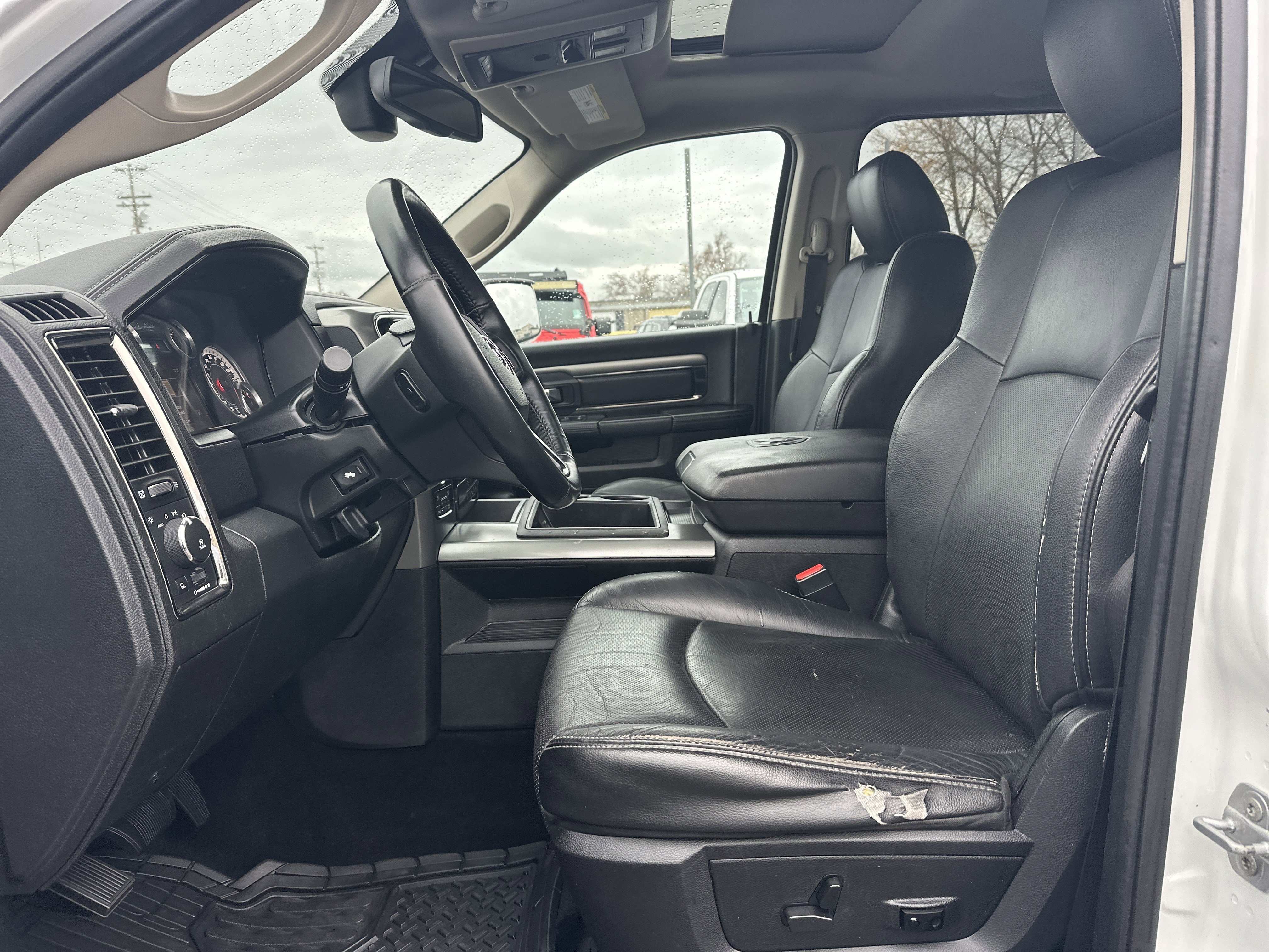 Used 2015 RAM 1500 Sport w/ Sport Premium Group image 10